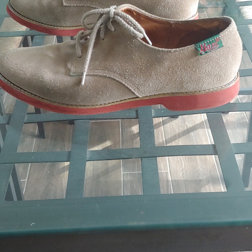 Shoes - Picture 3 of 5